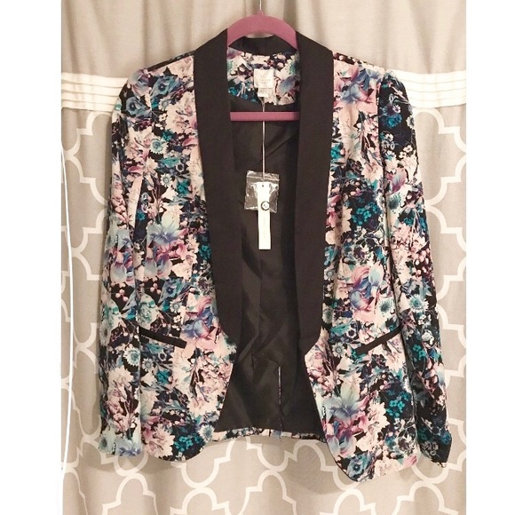 lauren conrad floral blazer